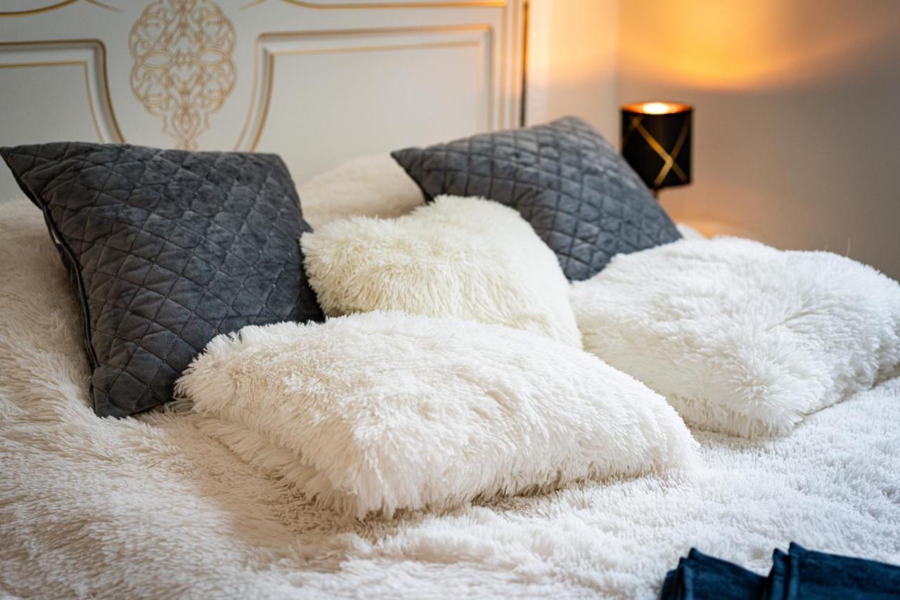 פראג Emperors Elegance Suite מראה חיצוני תמונה