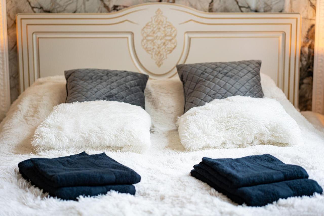 פראג Emperors Elegance Suite מראה חיצוני תמונה